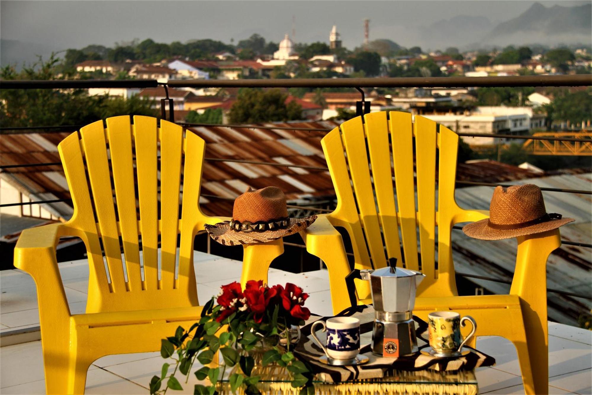 Hotel Boutique Budapez Honda  Phòng bức ảnh